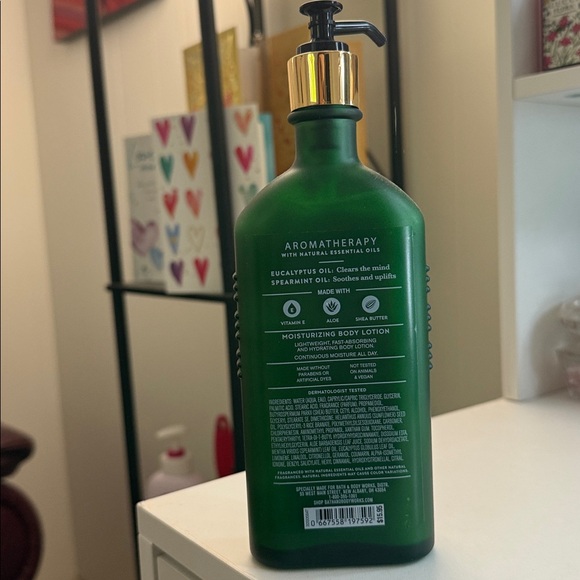 Bath & Body Works Aromatherapy Stress Relief Eucalyptus Spearmint Body Lotion - Picture 2 of 2
